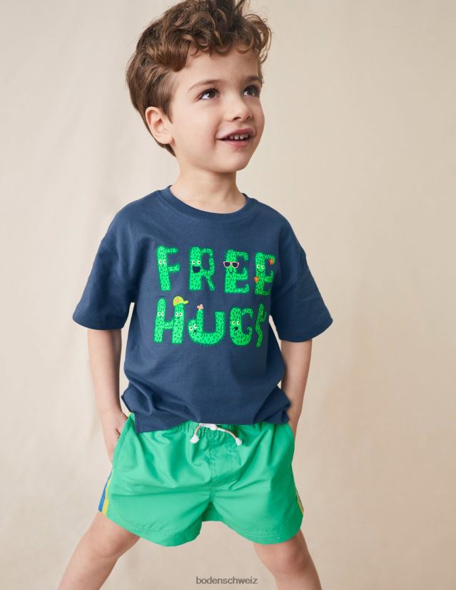 Boden Baby sportliche Streifenshorts VH86PT481 Kleidung Spargel