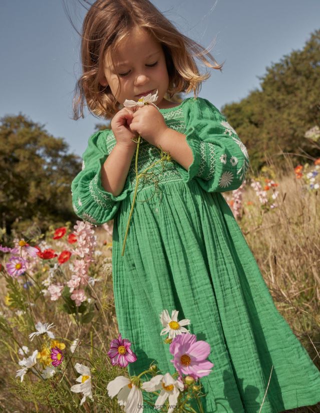 Boden Baby Gewebtes Kleid mit gesmoktem Oberteil VH86PT346 Kleidung Schulgrüne Gänseblümchen