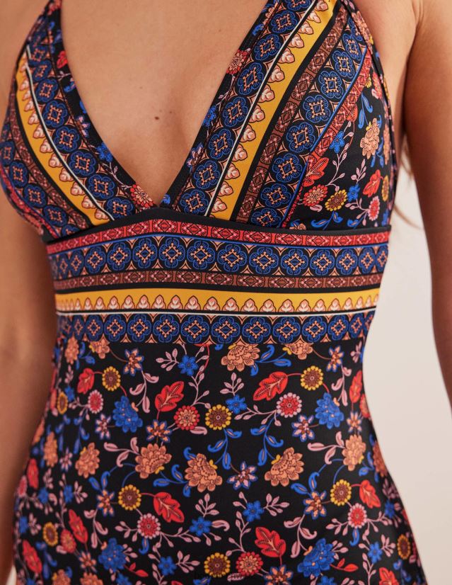 Boden Frauen String-Badeanzug mit tiefem Ausschnitt VH86PT954 Kleidung Schwarz und Lotusblütenblatt