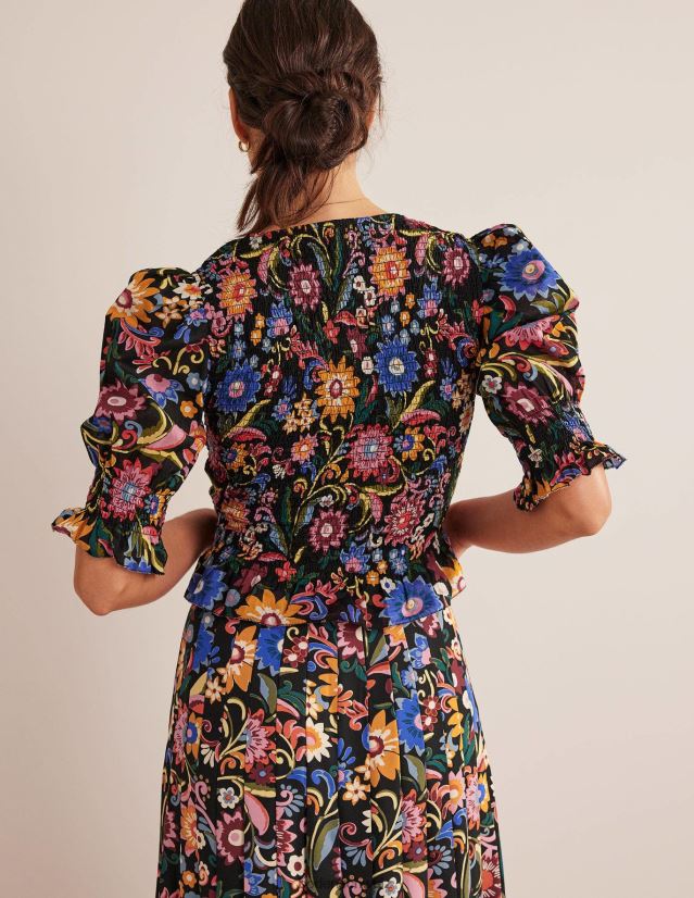 Boden Frauen Crop-Top mit gesmoktem Oberteil VH86PT1704 Kleidung Schwarz- und Gardenien-Pop