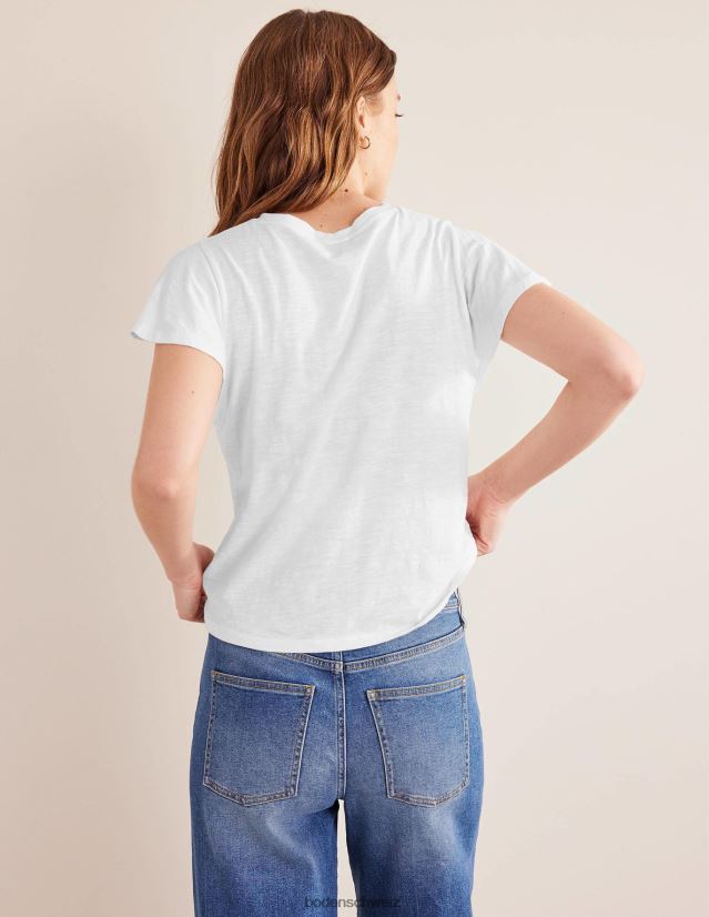 Boden Frauen Flatter-T-Shirt mit Rundhalsausschnitt VH86PT1159 Kleidung Weiß