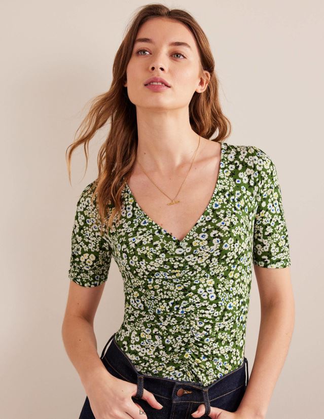 Boden Frauen Gerafftes, bedrucktes Oberteil vorne VH86PT1976 Kleidung Park Ranger & Herzblüte