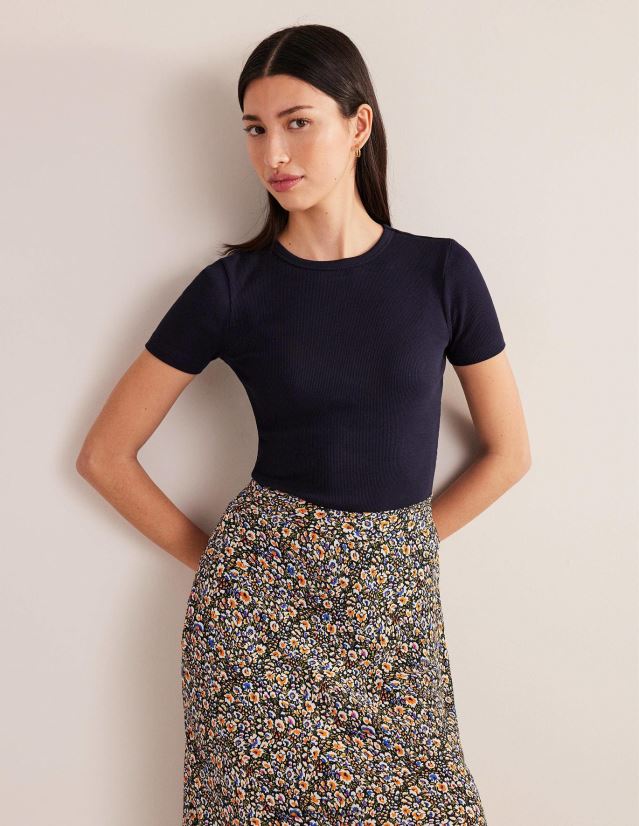 Boden Frauen Geripptes T-Shirt aus Baumwolle VH86PT167 Kleidung Marine