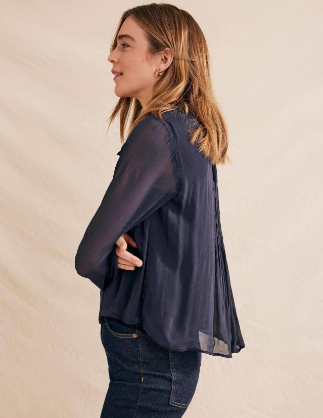 Boden Frauen Oberteil mit Georgette-Besatz VH86PT2184 Kleidung Marine