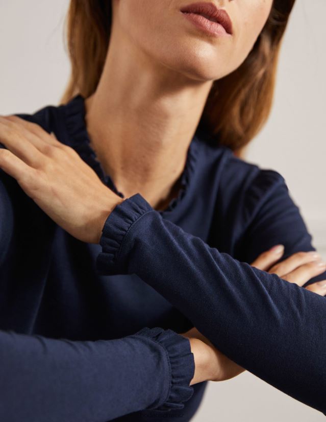 Boden Frauen Superweiches Oberteil mit Rüschendetail VH86PT132 Kleidung Marine