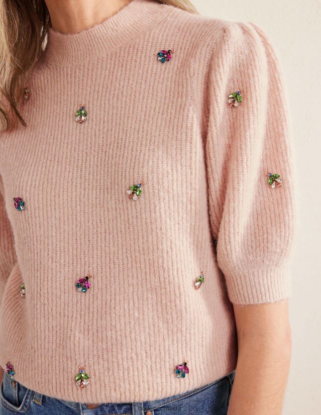 Boden Frauen Verziertes, flauschiges T-Shirt VH86PT1721 Kleidung Seil