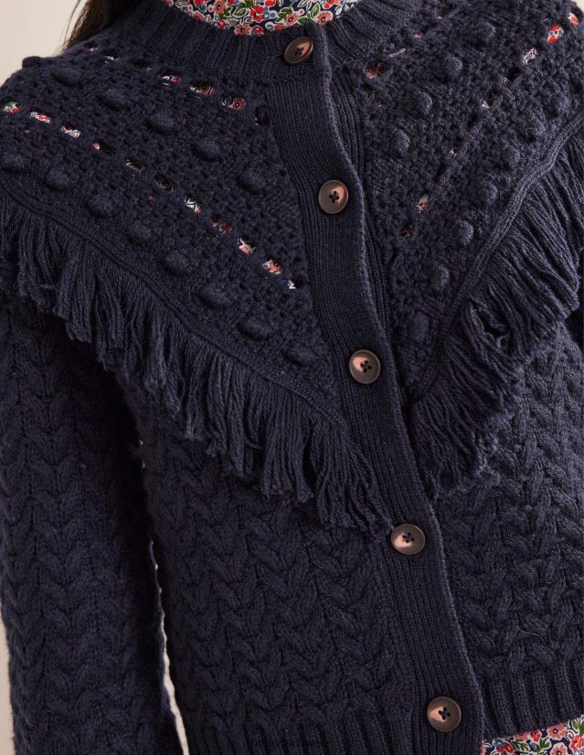 Boden Frauen Cardigan mit Fransen-Detail VH86PT1884 Kleidung Marine