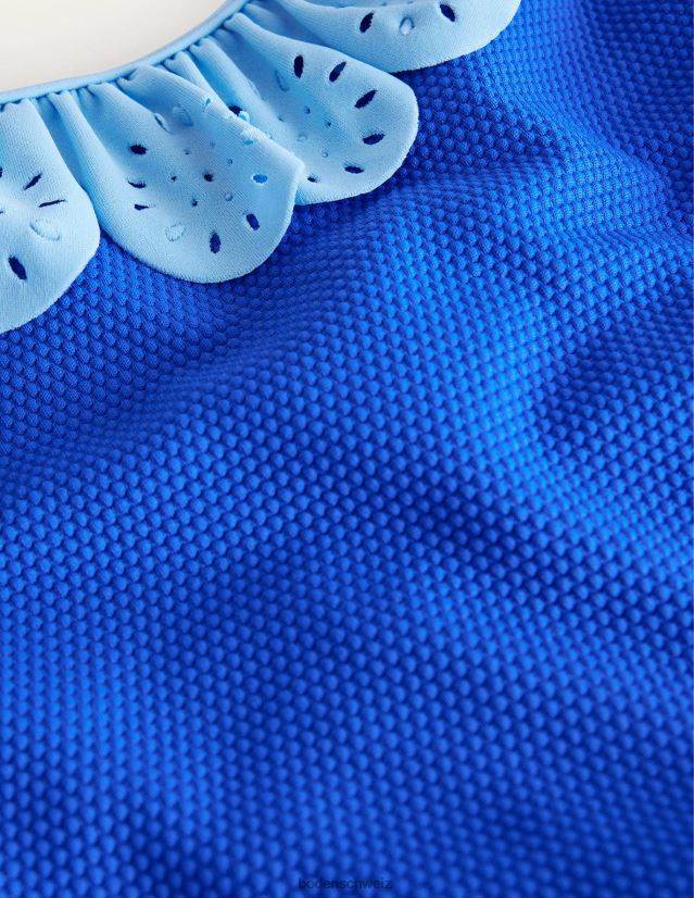 Boden Mädchen Badeanzug mit Rüschen und Lochstickerei VH86PT3237 Kleidung Kobalt