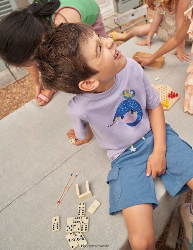 Boden Mädchen Bedrucktes, entspanntes T-Shirt VH86PT3062 Kleidung nebliges Lavendelschuppentier